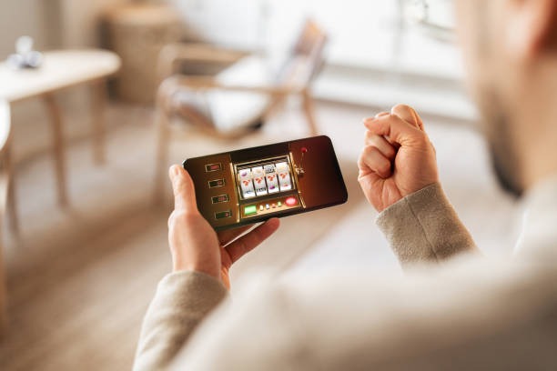 E-wallet speed: mobile banking, local payment, online payment accepted DANA and OVO payment icons